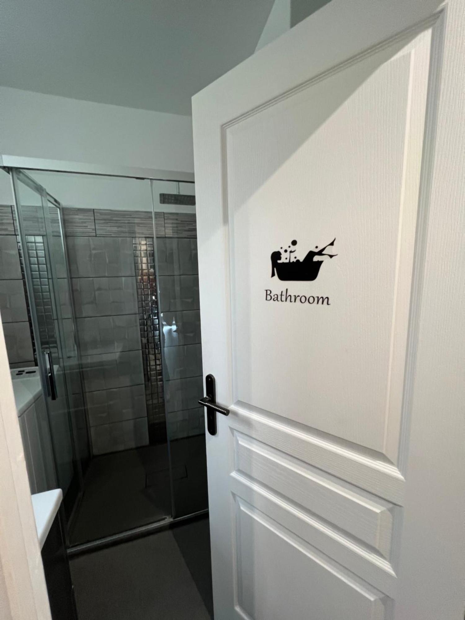 Gorgeous 2 Bedrooms Holiday Apartement Nicea Zewnętrze zdjęcie