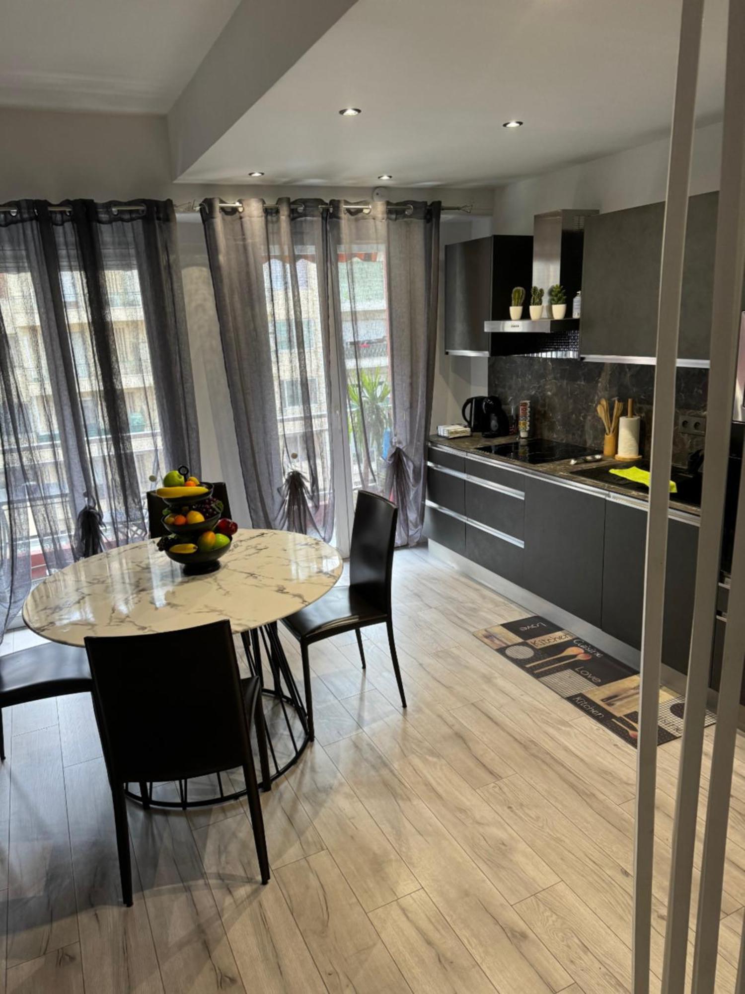 Gorgeous 2 Bedrooms Holiday Apartement Nicea Zewnętrze zdjęcie