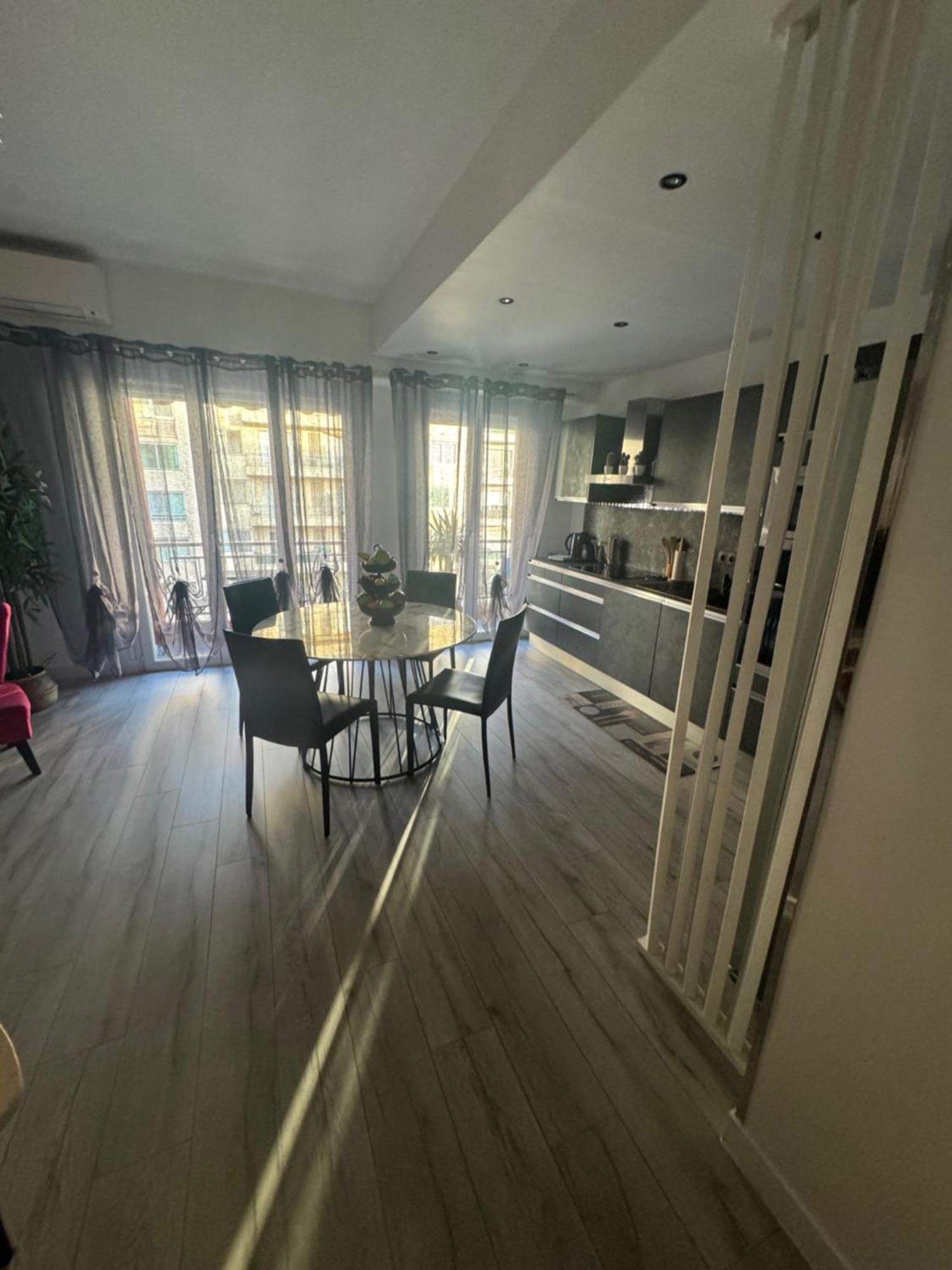 Gorgeous 2 Bedrooms Holiday Apartement Nicea Zewnętrze zdjęcie